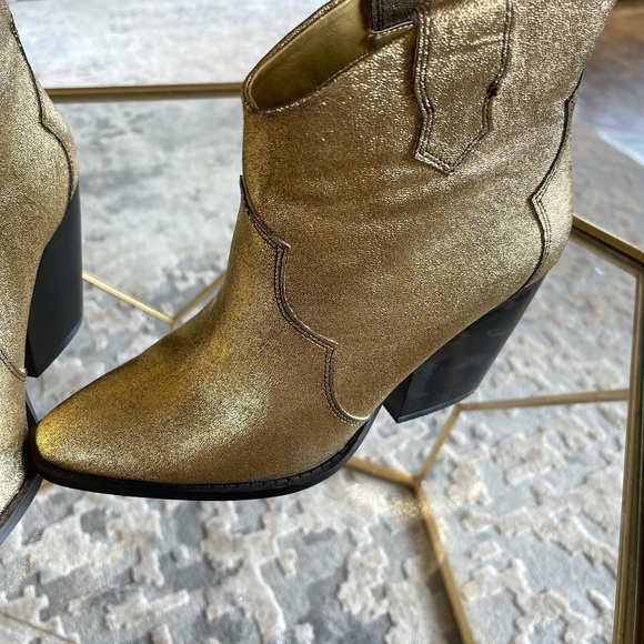 Chinese Laundry Gold Boots - Picture 3 of 6